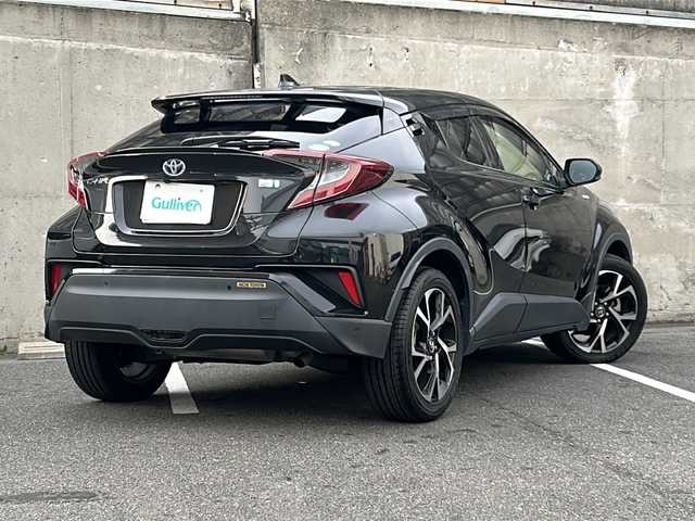 トヨタ Ｃ－ＨＲ G 愛知県 2018(平30)年 4.8万km ブラックマイカ 合革レザーシート/純正ナビ/フルセグTV・Bluetooth/バックカメラ/クリアランスソナー/ブラインドスポットモニター/プリクラッシュセーフティ/レーダークルーズコントロール/レーンディパーチャーアラート/前席シートヒーター/LEDヘッドライト/フロントフォグランプ/オートマチックハイビーム/ビルトインETC/純正18インチアルミホイール/ステアリングスイッチ/スマートキー/プッシュスタート/純正フロアマット/ISOFIX/保証書/取扱説明書/ディーラー点検整備記録簿1ヶ月・6ヶ月・R2