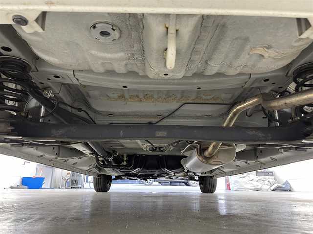 ホンダ Ｎ ＢＯＸ G SSパッケージ 滋賀県 2017(平29)年 3.5万km プレミアムホワイトパールⅡ 純正SDナビ/バックカメラ/衝突被害軽減システム/両側パワースライドドア/横滑り防止装置/ビルトインETC/ドライブレコーダー/オートライト/ウィンカーミラー/電動格納ミラー/シートヒーター/プッシュスタート/スマートキー/純正フロアマット/ドアバイザー/スペアキー