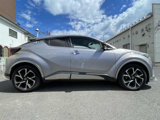 トヨタ Ｃ－ＨＲ G－T LEDエディション 青森県 2018(平30)年 4.5万km メタルストリームM 寒冷地仕様/ＢＳＭ/クリアランスソナー/トヨタセーフティセンス/ＬＥＤヘッドライト/ハーフレザーシート/シートヒーター運転席・助手席/純正ＳＤナビフルセグ（NSZT-Y66T）/バックモニター/クルーズコントロール/カーテンエアバック/サイドエアバック寒冷地仕様/純正18AW/社外17AW冬タイヤ/純正エンジンスターター/スマートキー/スペアキー/新車時保証書/取扱説明書