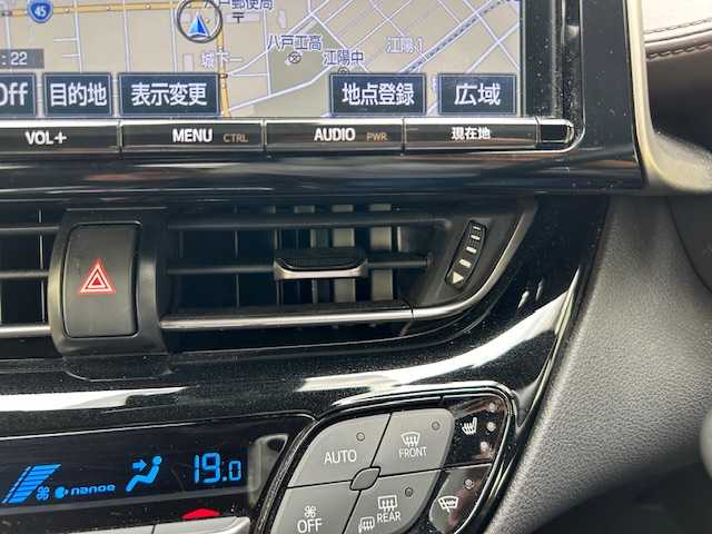トヨタ Ｃ－ＨＲ G－T LEDエディション 青森県 2018(平30)年 4.5万km メタルストリームM 寒冷地仕様/ＢＳＭ/クリアランスソナー/トヨタセーフティセンス/ＬＥＤヘッドライト/ハーフレザーシート/シートヒーター運転席・助手席/純正ＳＤナビフルセグ（NSZT-Y66T）/バックモニター/クルーズコントロール/カーテンエアバック/サイドエアバック寒冷地仕様/純正18AW/社外17AW冬タイヤ/純正エンジンスターター/スマートキー/スペアキー/新車時保証書/取扱説明書