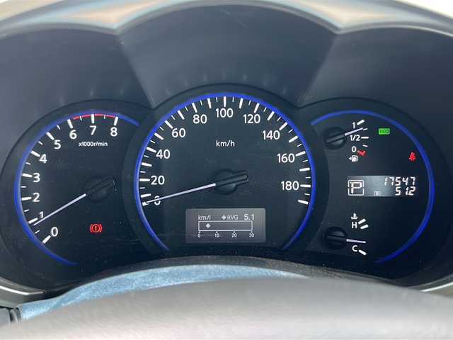 日産 エルグランド 250HWS アーバンクロム 茨城県 2012(平24)年 1.8万km ブリリアントホワイトパール ワンオーナー/純正HDDナビ/(地デジTV・CD・DVD・BT・ラジオ再生)/両側パワースライドドア/アラウンドビューモニター/ハーフレザーシート/オットマン/コーナーセンサー/ETC/ドライブレコーダー/オートライト/HIDヘッドライト/純正18inアルミホイール/スマートキー/スペアキー/取扱説明書/保証書