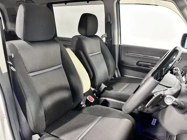 ホンダ ステップワゴン スパーダ ホンダセンシング 大阪府 2018(平30)年 2.5万km プラチナホワイトパール 無限エアロ　純正１０ｉｎｃナビ（フルセグ／ＤＶＤ再生／Ｂｌｕｅｔｏｏｔｈ）　バックカメラ　後席モニター　ＥＴＣ　両側パワースライドドア　衝突軽減　レーダークルコン　リフトアップシート　クリアランスソナー　レーンアシスト
