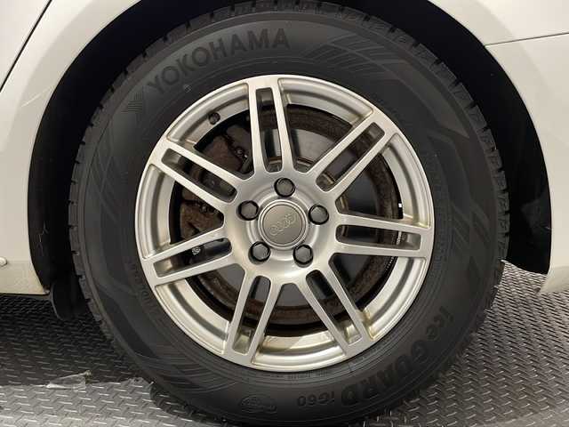 アウディ Ａ４ アバント 2．0 TFSIクワトロ 新潟県 2012(平24)年 16.4万km アイビスホワイト ブレーキアシスト/ESP(エレクトロ二ック スタビリゼーション プログラム) EDS(エレクトロニック ディファレンシャル ロックシステム)/パワーシート/バックカメラ/アイドリングストップ/プッシュスタート/ETC/Bluetooth/TV/AM/FM/ルーフレール/純正フロアマット