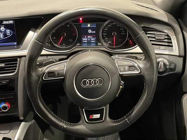 アウディ Ａ４ アバント 2．0 TFSIクワトロ 新潟県 2012(平24)年 16.4万km アイビスホワイト ブレーキアシスト/ESP(エレクトロ二ック スタビリゼーション プログラム) EDS(エレクトロニック ディファレンシャル ロックシステム)/パワーシート/バックカメラ/アイドリングストップ/プッシュスタート/ETC/Bluetooth/TV/AM/FM/ルーフレール/純正フロアマット