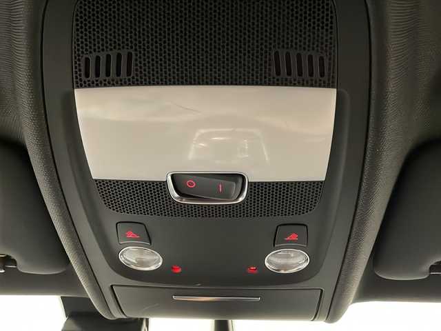 アウディ Ａ４ アバント 2．0 TFSIクワトロ 新潟県 2012(平24)年 16.4万km アイビスホワイト ブレーキアシスト/ESP(エレクトロ二ック スタビリゼーション プログラム) EDS(エレクトロニック ディファレンシャル ロックシステム)/パワーシート/バックカメラ/アイドリングストップ/プッシュスタート/ETC/Bluetooth/TV/AM/FM/ルーフレール/純正フロアマット