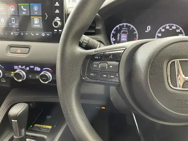 ホンダ ヴェゼル G 滋賀県 2021(令3)年 6.2万km サンドカーキパール 純正9インチナビ/(AM/FM/USB/AppleCarPlay/AndroidAuto/フルセグTV)/レーダークルーズコントロール/クリアランスソナー/電動格納ミラー/バックカメラ/ETC2.0/ドライブレコーダー(SDなし)/ステアリングスイッチ/LEDヘッドライト/オートライト