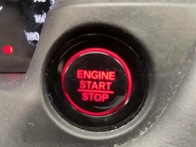 ホンダ ヴェゼル G 滋賀県 2021(令3)年 6.2万km サンドカーキパール 純正9インチナビ/(AM/FM/USB/AppleCarPlay/AndroidAuto/フルセグTV)/レーダークルーズコントロール/クリアランスソナー/電動格納ミラー/バックカメラ/ETC2.0/ドライブレコーダー(SDなし)/ステアリングスイッチ/LEDヘッドライト/オートライト