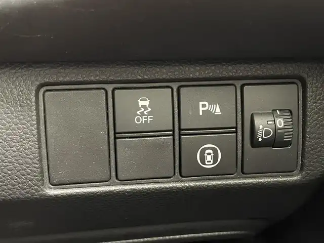 ホンダ ヴェゼル G 滋賀県 2021(令3)年 6.2万km サンドカーキパール 純正9インチナビ/(AM/FM/USB/AppleCarPlay/AndroidAuto/フルセグTV)/レーダークルーズコントロール/クリアランスソナー/電動格納ミラー/バックカメラ/ETC2.0/ドライブレコーダー(SDなし)/ステアリングスイッチ/LEDヘッドライト/オートライト