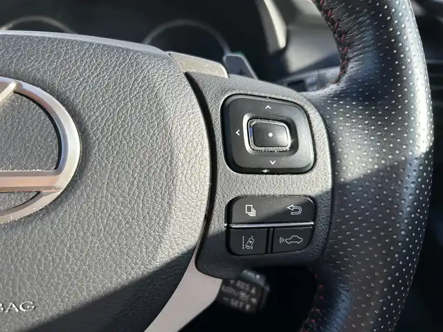 レクサス ＮＸ 300h Fスポーツ 滋賀県 2020(令2)年 3.5万km ヒートブルーコントラストレイヤリング マークレビンソン/純正10.3インチナビ/・AM/FM/・CD/DVD/・SD/USB/AUX/・サウンドライブラリ/・Bluetooth/・Miracast/・フルセグTV/アクティブサウンドコントロール/パノラミックビューモニター/ステアリングスイッチ/革巻きステアリング/ステアリングヒーター/パドルシフト/パノラマルーフ/ヘッドアップディスプレイ/前後ドライブレコーダー/ビルトインETC2.0/プリクラッシュセーフティ/レーントレーシングアラート/パーキングサポートアラート/ブラインドスポットモニター/ロードサインアシスト/アダプティブクルーズコントロール/前席パワーシート/前席シートヒーター/前席ベンチレーションシート/運転席メモリシート/ドアミラーヒーター/LEDヘッドライト/オートマチックヘッドライト/オートハイビーム/フォグランプ/電動格納ミラー/純正18インチアルミホイール