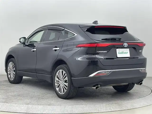 トヨタ ハリアー ハイブリッド Z 道央・札幌 2021(令3)年 4.1万km プレシャスブラックパール ・４WD/・寒冷地仕様/・純正メモリーナビゲーション/　BT/USB/フルセグ/AUX/Miracast/・パノラミックビューモニター/・JBLプレミアムサウンド/・パワーバックドア/・純正ビルトインETC/・前席パワーシート/・ハーフレザーシート/・デジタルインナーミラー/・プリクラッシュセーフティ/・ブラインドスポットモニター/・リアクロストラフィックアラート/・パーキングサポートブレーキ/・ロードサインアシスト/・オートブレーキホールド/・レーダークルーズコントロール/・前後コーナーセンサー/・レーンキープアシスト/・横滑り防止装置/・先行車発進通知/・MTモード付AT/・LEDヘッドライト/・フロントフォグライト/・オートライト/・オートマチックハイビーム/・純正フロアマット/・純正AW19インチ/・スマートキー/・プッシュスタート/・保証書付き/・取説付き