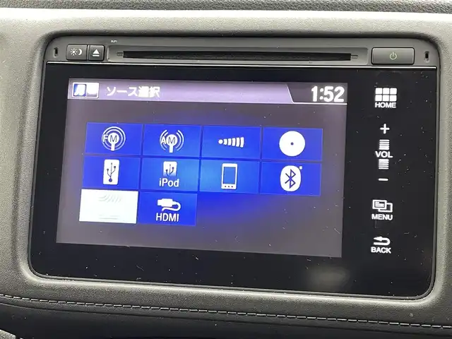 ホンダ ヴェゼル ハイブリッド Z 熊本県 2015(平27)年 6.8万km ミスティックグリーンパール 純正ナビ（ＣＤ・ＤＶＤ・フルセグ・ＢＴ）/バックカメラ　/ビルトインＥＴＣ　/クルーズコントロール　/前席シートヒーター　/衝突軽減ブレーキ　/横滑り防止　/パドルシフト/ハーフレザーシート　/オートライト/LEDヘッドライト/フォグランプ/純正フロアマット　/純正１７インチＡＷ/スマートキー/プッシュスタート/スペアキー1本