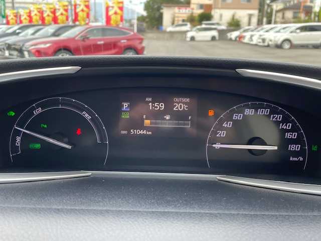 トヨタ シエンタ ハイブリッド ファンベースX 静岡県 2019(平31)年 5.1万km ホワイトパールクリスタルシャイン ●社外マルチディスプレイオーディオ/(AM/FM/Bluetooth/iPod/AUX)/(パイオニア/MVH-5300)/●モデリスタフルエアロ/●バックカメラ/●プリクラッシュセーフティ/●レーンキープアシスト/●前後クリアランスソナー/●オートマチックハイビーム/●ステアリングスイッチ/●ETC/●前後ドライブレコーダー/●デジタルインナーミラー/●純正ホイールカバー/●電動格納ウィンカーミラー/●ドアバイザー/●レベライザー/●片側パワースライドドア/●USB/●ダブルSRS+ABS