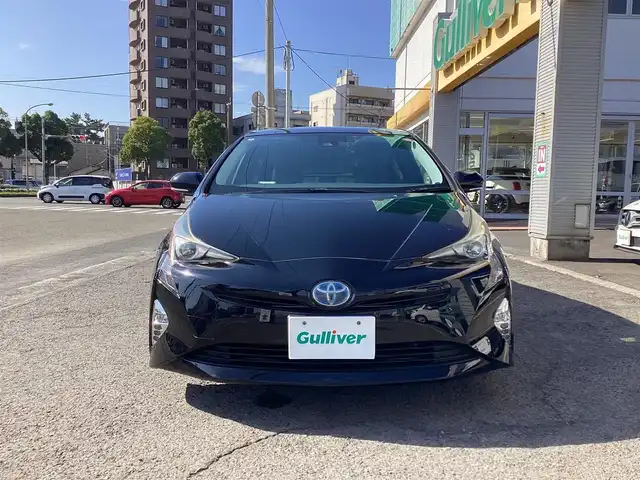 トヨタ プリウス S ツーリングセレクション 鹿児島県 2016(平28)年 7万km アティチュードブラックマイカ ワンオーナー/社外10インチフローティングナビ/　パナソニック　ストラーダCN-F1X10BLD/フルセグ/BD/DVD/CD/Bluetooth/バックカメラ /ビルドインETC/2カメラドライブレコーダー　ユピテル DRY-TW8500d/レーダー探知機　コムテック ZERO 802V/BBS17インチAW/純正17インチAW/トヨタセーフティセンス/革巻きステアリング/前席シートヒーター/純正オプション　インテリアイルミネーション /純正フロアマット/純正ドアバイザー/純正トノカバー/社外ラゲッジマット/取説/保証書/スペアキー