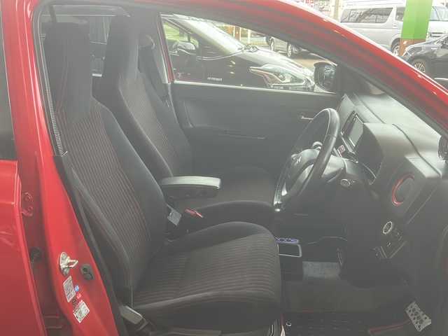 スズキ アルト ターボRS 秋田県 2016(平28)年 7.1万km ピュアレッド 社外ナビ/　CD　DVD Bluetooth　フルセグ　SD再生/バックカメラ/４WD/ターボ/衝突軽減装置/革巻きステアリング/パドルシフト/横滑り防止/アイドリングストップ/前席シートヒーター/オートエアコン/エンジンスターター/電動格納ミラー/LEDヘッドライト/ETC/SSR製15インチアルミ/HKS製マフラー