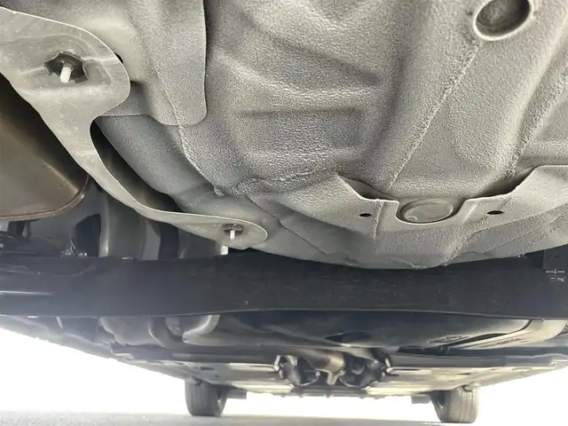 日産 ノート X 佐賀県 2024(令6)年 1.5万km ピュアホワイトパール エマージェンシーブレーキ/フロント&バックソナー/純正9型ナビ/・バックカメラ/・フルセグTV/BT/LEDヘッドライト/オートマチックハイビーム/オートライト/プッシュスタート/ETC/社外ドラレコ(SN-ST2200)/電動パーキングスイッチ/ステアリングスイッチ/電動格納ミラー/ドアバイザー/フロアマット/ISOFIX/スペアキー×１/保証書