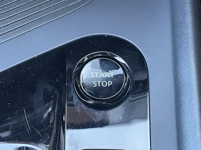 日産 ノート X 佐賀県 2024(令6)年 1.5万km ピュアホワイトパール エマージェンシーブレーキ/フロント&バックソナー/純正9型ナビ/・バックカメラ/・フルセグTV/BT/LEDヘッドライト/オートマチックハイビーム/オートライト/プッシュスタート/ETC/社外ドラレコ(SN-ST2200)/電動パーキングスイッチ/ステアリングスイッチ/電動格納ミラー/ドアバイザー/フロアマット/ISOFIX/スペアキー×１/保証書