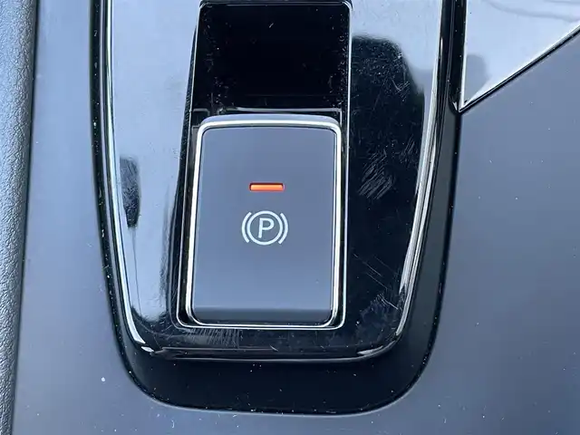 日産 ノート X 佐賀県 2024(令6)年 1.5万km ピュアホワイトパール エマージェンシーブレーキ/フロント&バックソナー/純正9型ナビ/・バックカメラ/・フルセグTV/BT/LEDヘッドライト/オートマチックハイビーム/オートライト/プッシュスタート/ETC/社外ドラレコ(SN-ST2200)/電動パーキングスイッチ/ステアリングスイッチ/電動格納ミラー/ドアバイザー/フロアマット/ISOFIX/スペアキー×１/保証書