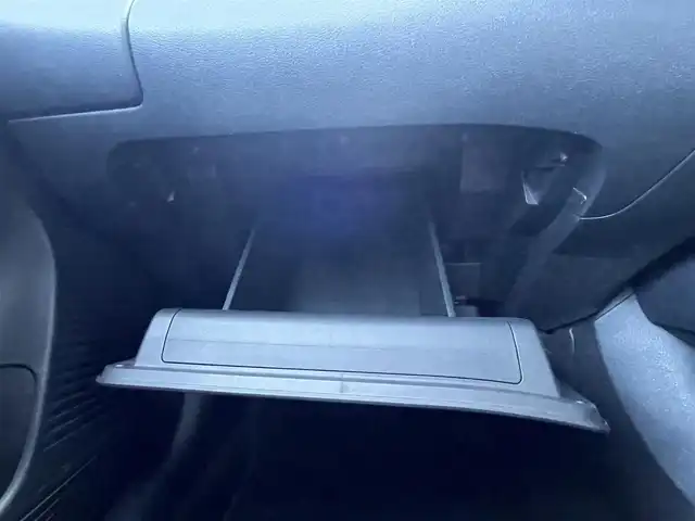 日産 ノート X 佐賀県 2024(令6)年 1.5万km ピュアホワイトパール エマージェンシーブレーキ/フロント&バックソナー/純正9型ナビ/・バックカメラ/・フルセグTV/BT/LEDヘッドライト/オートマチックハイビーム/オートライト/プッシュスタート/ETC/社外ドラレコ(SN-ST2200)/電動パーキングスイッチ/ステアリングスイッチ/電動格納ミラー/ドアバイザー/フロアマット/ISOFIX/スペアキー×１/保証書