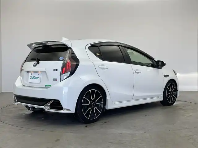 トヨタ アクア G G’s 埼玉県 2015(平27)年 3.9万km ライムホワイトパールクリスタルシャイン 純正ナビ　バックカメラ　ビルトインＥＴＣ　ドライブレコーダー　クルーズコントロール　ハーフレザー　ステアリングスイッチ　純正アルミホイール　スマートキー　オートライト　ＬＥＤヘッドライト　地デジＴＶ