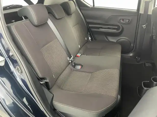 トヨタ アクア G ブラックソフトレザーセレ 福島県 2019(平31)年 7万km ブラッキッシュアゲハガラスフレーク Toyota Safety Sense C/・プリクラッシュセーフティシステム/・レーンディパーチャーアラート/・オートマチックハイビーム/・先行車発進告知機能/・クルーズコントロール/純正ナビゲーション/・型式：AVN-D9W/・Bluetooth/TV/CD/DVD/AM・FM/USB/AUX/・バックカメラ/・ETC/LEDライト/・オートライト/・ヘッドライトリベライザー/電動格納ウィンカーミラー/革巻きステアリング/・ステアリングスイッチ/プッシュスタート/・スマートキー/・スペアキー/ドアバイザー/純正フロアアット