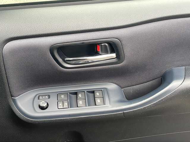 トヨタ ヴォクシー ZS 煌 福岡県 2015(平27)年 8.3万km ブラック ＡＬＰＩＮＥ１０型メモリナビ／ＥＸ１０００/フルセグＴＶ／Bluetooth/CD/DVD/バックカメラ/前後ドライブレコーダー/両側パワースライドドア/ビルトインＥＴＣ/純正１６インチアルミホイール/ＬＥＤヘッドライト/ステアリングスイッチ/プッシュスタート/スマートキー/スペアキー