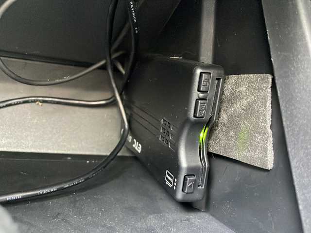 ダイハツ ミラ イース L SAⅢ 富山県 2021(令3)年 3.4万km ホワイト 登録時走行距離33245ｋｍ/社外ＳＤナビ　ＫＥＮＷＯＯＤ　ＺＤＲ０１６/Bluetooth・DVD・CD/ワンセグTV/バックカメラ/純正フロアマット/ドライブレコーダー/横滑り防止装置/盗難防止装置/リモコンキー/スペアキー/オートライト/Wエアバック/AC/取扱説明書/記録簿/保証書