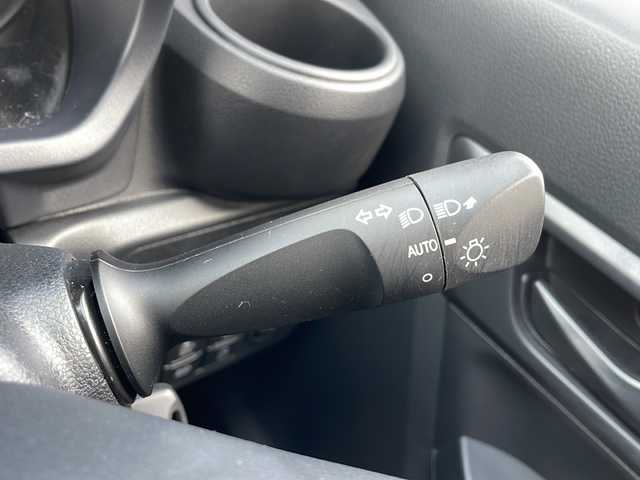 ダイハツ ミラ イース L SAⅢ 富山県 2021(令3)年 3.4万km ホワイト 登録時走行距離33245ｋｍ/社外ＳＤナビ　ＫＥＮＷＯＯＤ　ＺＤＲ０１６/Bluetooth・DVD・CD/ワンセグTV/バックカメラ/純正フロアマット/ドライブレコーダー/横滑り防止装置/盗難防止装置/リモコンキー/スペアキー/オートライト/Wエアバック/AC/取扱説明書/記録簿/保証書