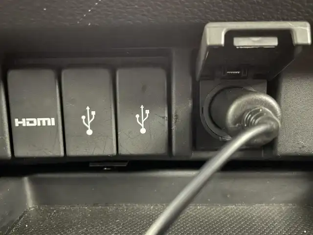 ホンダ オデッセイ アブソルート EX 道央・札幌 2015(平27)年 5.9万km クリスタルブラックパール ・４WD/・純正ナビ/　CD/DVD/SD/BT/フルセグ/・純正フリップダウンモニター/・全方位カメラ/・ビルトインETC/・全方位ドライブレコーダー/・衝突軽減ブレーキ/・レーダークルーズコントロール/・レーンキープアシスト/・ブラインドスポットモニター/・両側パワースライドドア/・レザーシート/・D席パワーシート/・前席シートヒーター/・プッシュスタート/・スマートキー/・LEDヘッドライト/・フォグライト/・オートライト/・純正フロアマット/・ドアバイザー