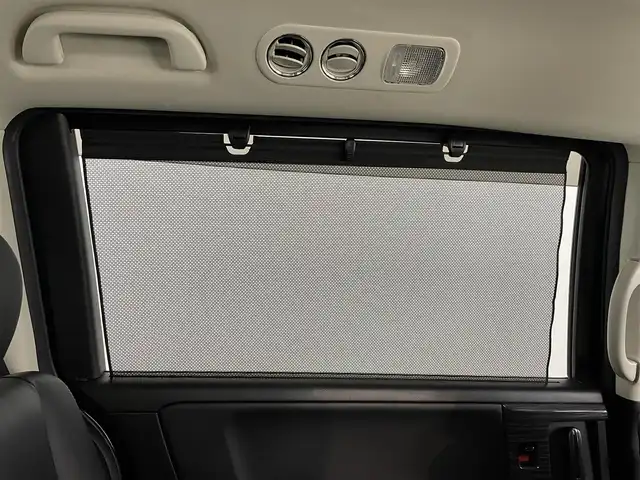 ホンダ オデッセイ アブソルート EX 道央・札幌 2015(平27)年 5.9万km クリスタルブラックパール ・４WD/・純正ナビ/　CD/DVD/SD/BT/フルセグ/・純正フリップダウンモニター/・全方位カメラ/・ビルトインETC/・全方位ドライブレコーダー/・衝突軽減ブレーキ/・レーダークルーズコントロール/・レーンキープアシスト/・ブラインドスポットモニター/・両側パワースライドドア/・レザーシート/・D席パワーシート/・前席シートヒーター/・プッシュスタート/・スマートキー/・LEDヘッドライト/・フォグライト/・オートライト/・純正フロアマット/・ドアバイザー