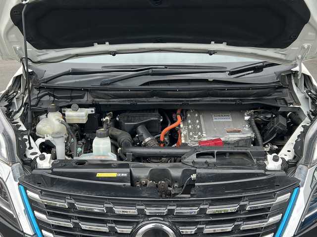 日産 セレナ e－パワー ハイウェイスター V 山口県 2020(令2)年 6.7万km ブリリアントホワイトパール 純正１０インチナビ/１１インチフリップダウンモニター/フルセグＴＶ/Bluetooth/DVD再生機能/アラウンドビューモニター/両側電動スライドドア/プロパイロット/インテリジェントパーキングアシスト/ドライブレコーダー/ビルトインＥＴＣ/オートブレーキホールド/ドアバイザー/純正アルミホイール/スマートキー/プッシュエンジンスタート/ウィンカーミラー