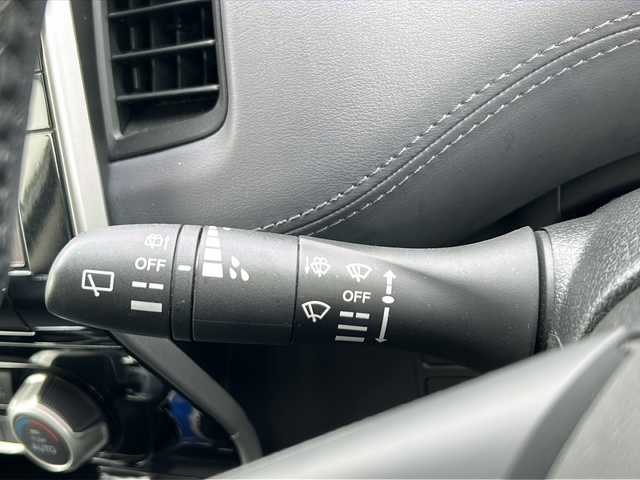 日産 セレナ e－パワー ハイウェイスター V 山口県 2020(令2)年 6.7万km ブリリアントホワイトパール 純正１０インチナビ/１１インチフリップダウンモニター/フルセグＴＶ/Bluetooth/DVD再生機能/アラウンドビューモニター/両側電動スライドドア/プロパイロット/インテリジェントパーキングアシスト/ドライブレコーダー/ビルトインＥＴＣ/オートブレーキホールド/ドアバイザー/純正アルミホイール/スマートキー/プッシュエンジンスタート/ウィンカーミラー