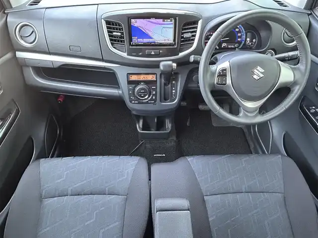 スズキ ワゴンＲ スティングレー X 島根県 2014(平26)年 7.7万km クリスタルホワイトP 社外ナビ [AVN-Z04i]/(BT/FM/AM)/バックカメラ /地デジ /衝突被害軽減システム /アイドリングストップ /運転席シートヒーター /革巻きステアリング /ETC /純正14インチAW /オートライト /フォグライト /スペアキー /保証書 /取扱説明書