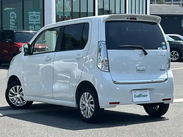 スズキ ワゴンＲ スティングレー X 島根県 2014(平26)年 7.7万km クリスタルホワイトP 社外ナビ [AVN-Z04i]/(BT/FM/AM)/バックカメラ /地デジ /衝突被害軽減システム /アイドリングストップ /運転席シートヒーター /革巻きステアリング /ETC /純正14インチAW /オートライト /フォグライト /スペアキー /保証書 /取扱説明書