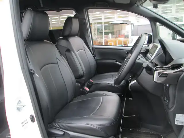 トヨタ ヴォクシー ZS 煌Ⅲ 千葉県 2021(令3)年 4.7万km ホワイトパールクリスタルシャイン 登録時走行距離46448km/フリップダウン後席モニター/F+S+Rモデリスタエアロ/純正SDナビ/(AM/FM/BT/TV/DISC)/衝突被害軽減システム/アイドリングストップ/両側パワースライドドア/クルーズコントロール/ビルトインETC/ドライブレコーダー/バックカメラ/MTモード付AT/ウォークスルー/WAC/プッシュスタート/スマートキー/スペアキー/純正16インチアルミホイール