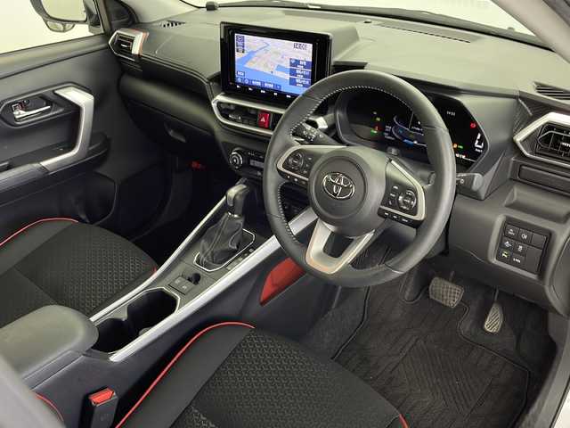 トヨタ ライズ Z 鹿児島県 2023(令5)年 3.2万km シャイニングホワイトパール 純正9インチSDナビ/（Bluetooth/フルセグTV/CD/DVD/SD/AM/FM）/全方位カメラ/スマートアシスト/・衝突回避支援ブレーキ/・前後誤発進抑制/・車線逸脱抑制/・ふらつき警報/・標識認識/・アダプティブクルーズコントロール/・レーンキープコントロール/・アダプティブドライビングビーム/・コーナーセンサー/前後ドライブレコーダー/ビルトインETC2.0/シートヒーター(D/N席)/純正17インチアルミホイール/純正フロアマット/LEDヘッドライト/スマートキー