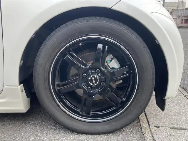 トヨタ ｉＱ GRMN 愛知県 2010(平22)年 13.7万km ホワイトパールクリスタルシャイン １００台限定車/６Ｆ/社外SDナビ（CN-RE04D）/　CD/DVD/BT/SD/AM/FM/iPod/フルセグTV/純正RAYS16インチAW/純正チューニングサス/ETC/ウインカーミラー/純正フロアマット/ドアバイザー/HIDヘッドライト/電動格納ミラー/ヘッドライトレベライザー