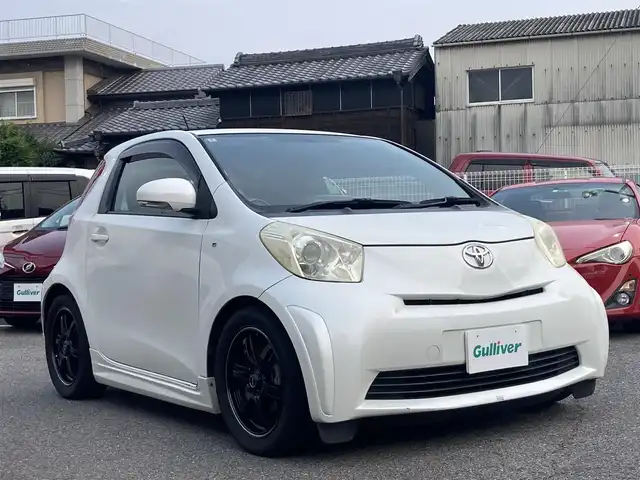 トヨタ ｉＱ GRMN 愛知県 2010(平22)年 13.7万km ホワイトパールクリスタルシャイン １００台限定車/６Ｆ/社外SDナビ（CN-RE04D）/　CD/DVD/BT/SD/AM/FM/iPod/フルセグTV/純正RAYS16インチAW/純正チューニングサス/ETC/ウインカーミラー/純正フロアマット/ドアバイザー/HIDヘッドライト/電動格納ミラー/ヘッドライトレベライザー