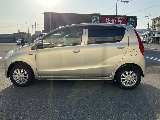 ダイハツ ミラ X 滋賀県 2012(平24)年 4.6万km シャンパンゴールドメタリック 車検7年10月まで/5MT/フルタイム4WD/純正7インチナビ/CD、ワンセグテレビ/純正フロアマット/フォグランプ/ドアバイザー/リモコンキー/スペアキー有り/取扱説明書/保証書