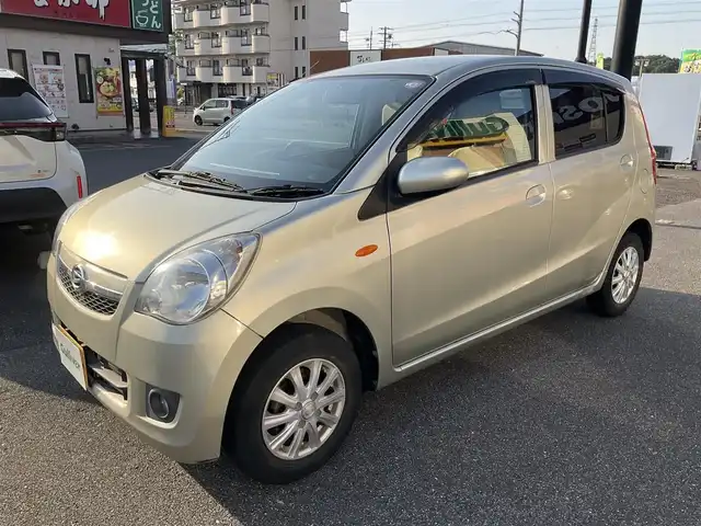 ダイハツ ミラ X 滋賀県 2012(平24)年 4.6万km シャンパンゴールドメタリック 車検7年10月まで/5MT/フルタイム4WD/純正7インチナビ/CD、ワンセグテレビ/純正フロアマット/フォグランプ/ドアバイザー/リモコンキー/スペアキー有り/取扱説明書/保証書