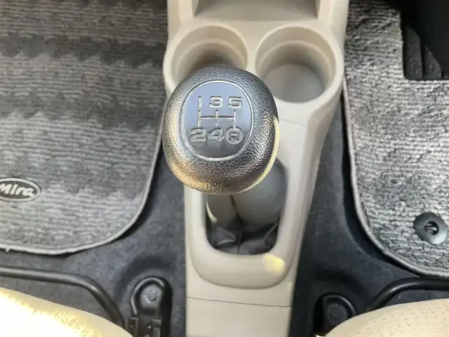 ダイハツ ミラ X 滋賀県 2012(平24)年 4.6万km シャンパンゴールドメタリック 車検7年10月まで/5MT/フルタイム4WD/純正7インチナビ/CD、ワンセグテレビ/純正フロアマット/フォグランプ/ドアバイザー/リモコンキー/スペアキー有り/取扱説明書/保証書