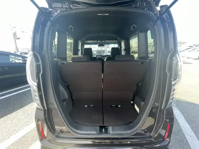 ホンダ Ｎ ＢＯＸ G L ホンダセンシング 熊本県 2017(平29)年 7.6万km プレミアムベルベットパープル・パール (株)IDOMが運営する【じしゃロン熊本店】の自社ローン専用車両になります/こちらは現金またはオートローンご利用時の価格です。自社ローンご希望の方は別途その旨お申付け下さい./社外ナビ/バックカメラ/片側パワースライドドア/ステアリングスイッチ/クルーズコントロール/ビルトインETC/スマートキープッシュスタート/純正フロアマット