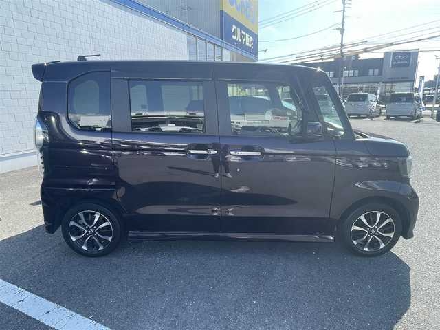 ホンダ Ｎ ＢＯＸ G L ホンダセンシング 熊本県 2017(平29)年 7.6万km プレミアムベルベットパープル・パール (株)IDOMが運営する【じしゃロン熊本店】の自社ローン専用車両になります/こちらは現金またはオートローンご利用時の価格です。自社ローンご希望の方は別途その旨お申付け下さい./社外ナビ/バックカメラ/片側パワースライドドア/ステアリングスイッチ/クルーズコントロール/ビルトインETC/スマートキープッシュスタート/純正フロアマット