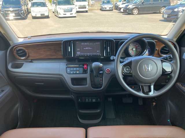 ホンダ Ｎ ＯＮＥ セレクト 愛媛県 2019(令1)年 3万km プレミアムアイボリーパールⅡ 社外ナビ(CN-E310D)/・CD/ワンセグTV/Bluetooth/バックカメラ/前方ドライブレコーダー/ビルトインETC/専用茶革ハーフレザーシート/・前座席シートヒーター /専用ウッドコンビインパネ/シティーブレーキアシスト/USB充電ポート/プッシュスタート/・スペアキー/ECON/LEDオートライト