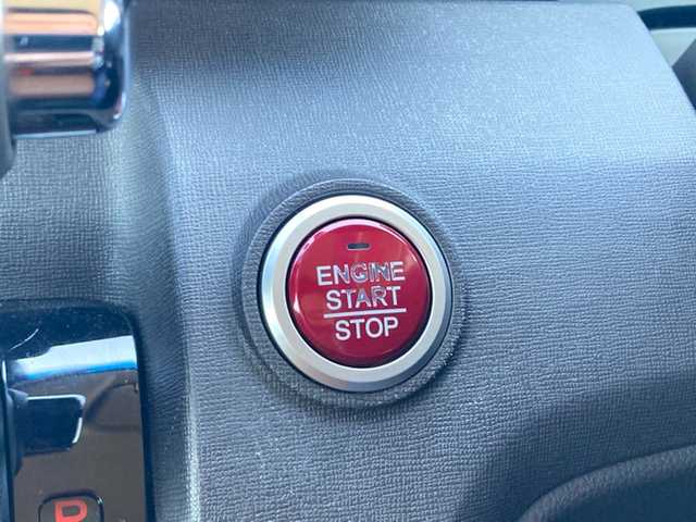 ホンダ Ｎ ＯＮＥ セレクト 愛媛県 2019(令1)年 3万km プレミアムアイボリーパールⅡ 社外ナビ(CN-E310D)/・CD/ワンセグTV/Bluetooth/バックカメラ/前方ドライブレコーダー/ビルトインETC/専用茶革ハーフレザーシート/・前座席シートヒーター /専用ウッドコンビインパネ/シティーブレーキアシスト/USB充電ポート/プッシュスタート/・スペアキー/ECON/LEDオートライト