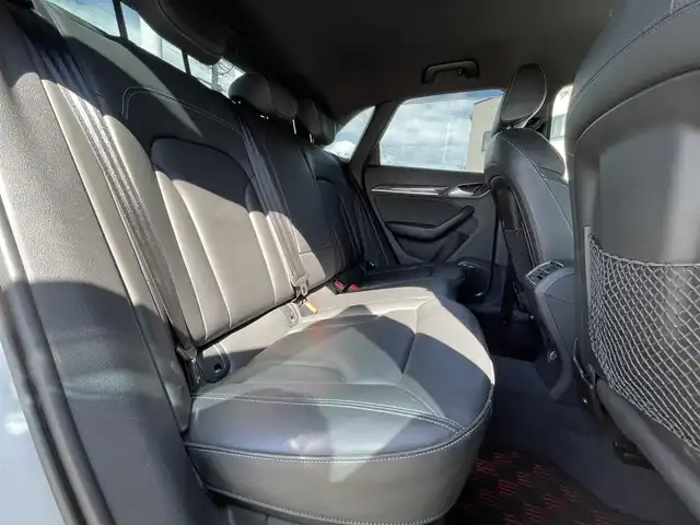 アウディ ＲＳＱ３ スポーツバック 長野県 2014(平26)年 9.8万km 白 4WD/純正ナビ/・Bluetooth/CD/DVD/バックカメラ/純正ETC/前後ドライブレコーダー/純正フロアマット/前席パワーシート/レザーシート/前席シートヒーター/純正20インチAW/コーナーセンサー前後/LEDオートライト/パドルシフト/BOSEサウンド/純正ドアバイザー/電格ミラー/取り扱い説明書/保証書