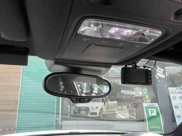 アウディ ＲＳＱ３ スポーツバック 長野県 2014(平26)年 9.8万km 白 4WD/純正ナビ/・Bluetooth/CD/DVD/バックカメラ/純正ETC/前後ドライブレコーダー/純正フロアマット/前席パワーシート/レザーシート/前席シートヒーター/純正20インチAW/コーナーセンサー前後/LEDオートライト/パドルシフト/BOSEサウンド/純正ドアバイザー/電格ミラー/取り扱い説明書/保証書
