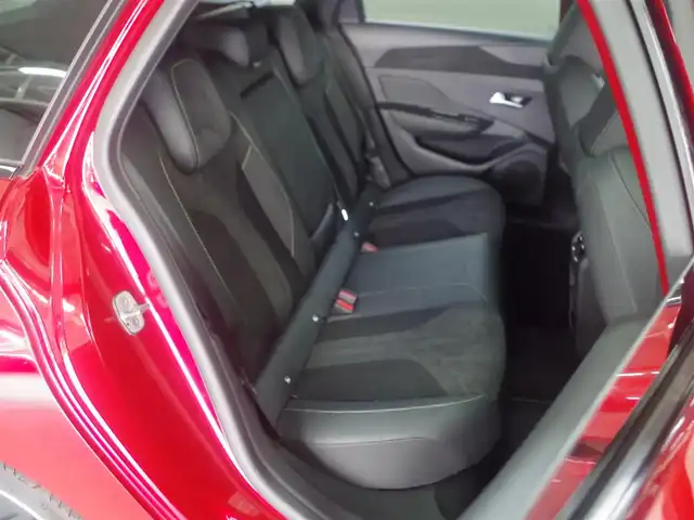 プジョー ３０８ SW GT ブルーHDi 兵庫県 2023(令5)年 3.8万km 赤 ワンオーナー/パノラマサンルーフ/純正ナビ/AppleCarPlay/USB/BT/全方位カメラ/ETC/ACC/LKA/BLIS/パワーバックドア/ハーフレザーシート/シートヒーター/D席パワーシート/マトリクスLEDヘッドライト/ミラー型前後ドライブレコーダー/プッシュスタート/スマートキー