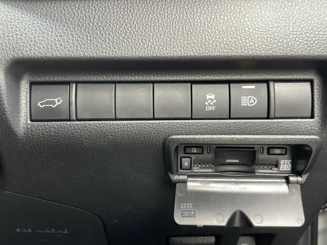 トヨタ ハリアー ハイブリッド G 埼玉県 2023(令5)年 1.4万km プラチナホワイトパールマイカ モデリスタエアロ/12.3インチマルチメディア/フルセグテレビ/バックカメラ/レーダークルーズコントロール/レーンキープアシスト/パワーバックドア/ハーフレザーシート/パワーシート/デジタルインナーミラー/ブラインドスポットモニター/ETC2.0/LEDヘッドライト/保証書/取扱説明書/スペアキー