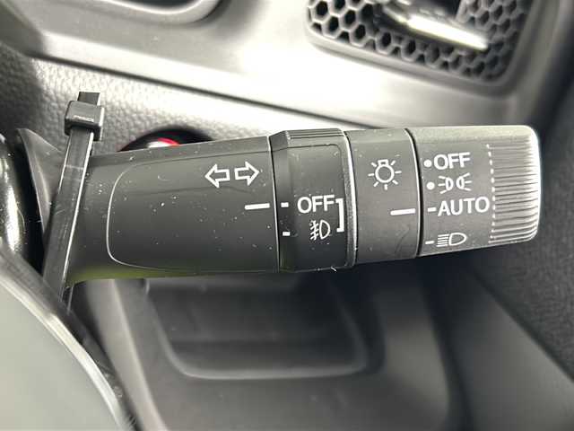 ホンダ ステップワゴン eHEV エアー EX 埼玉県 2025(令7)年 0.3万km メテオロイドグレーメタリック ホンダセンシング　/両側電動スライドドア　/純正ナビ/（TV/AM/FM/BT/CD/DVD)/全方位カメラ/フリップダウンモニター　/ブラインドスポットモニター　/パワーテールゲート　/２列目オットマン　/パドルシフト　/コーナーセンサー　/ビルトインETC/ドアバイザー/D＋N席シートヒーター/革巻きハンドル/純正フロアマット/プッシュスタート/スマートキー