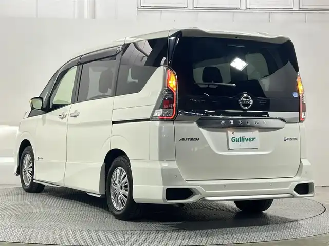日産 セレナ e-パワー オーテック セーフティPKG 大阪府 2019(平31)年 2.3万km ブリリアントホワイトパール 純正９ＩＮＣナビ（フルセグTV/DVD/CD/Bluetooth/Bluray） プロパイロット 後席モニター 衝突軽減Ｂ　レーンアシスト　３６０カメラ　クリアランスソナー　スマートキー　ETC　ドラレコ　両側電動ドア　シートヒーター　リアオートエアコン